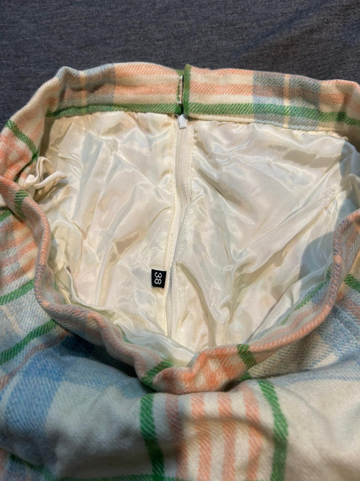 Ladies Tartan Skirt, Size 6