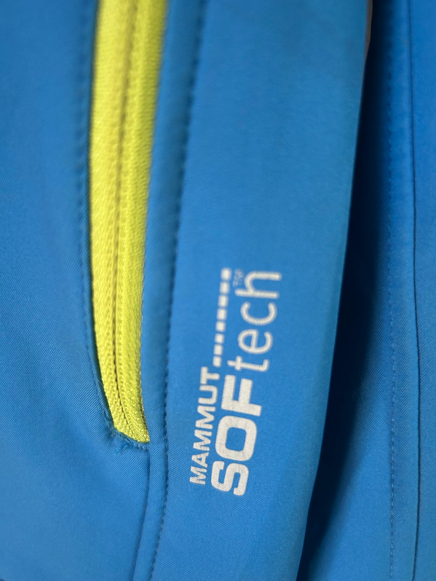 Mammut Softshell Jacket, Blue, Size S