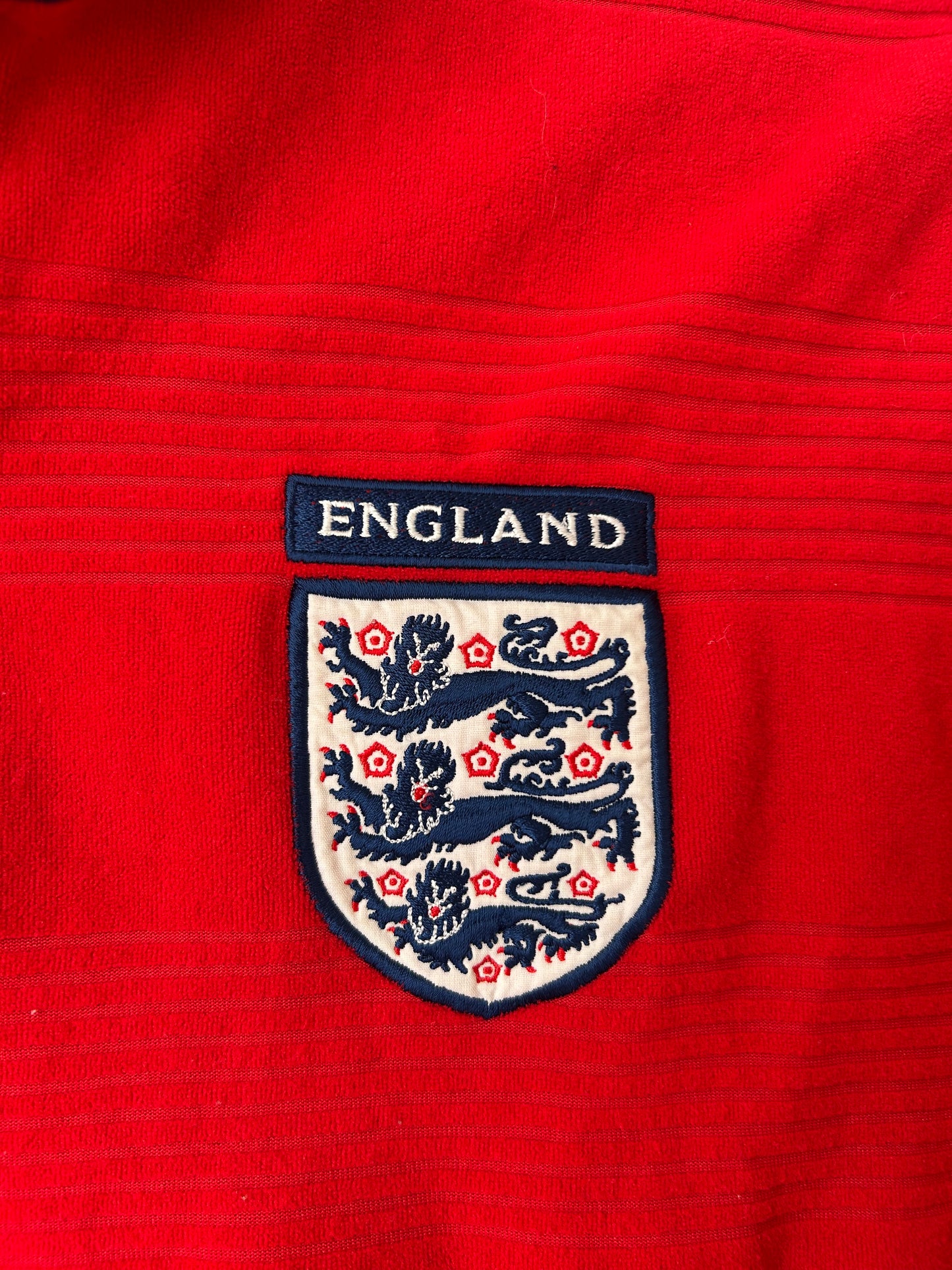 1999/2001 England Away Football Shirt by Umbro, XL 46” RARE