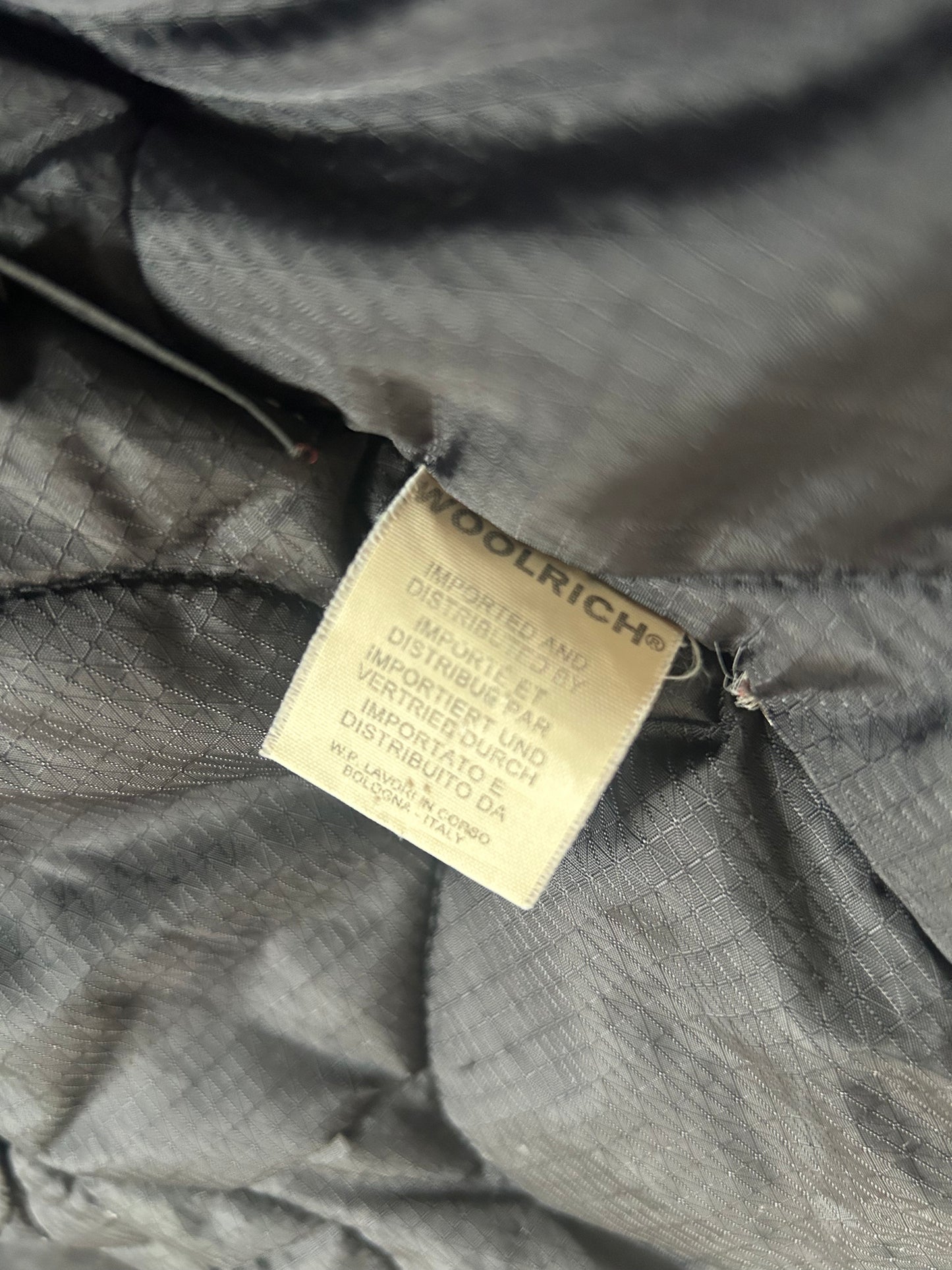 Woolrich Ladies Vintage Nylon Parka with Belt and Fur Trim Size XL