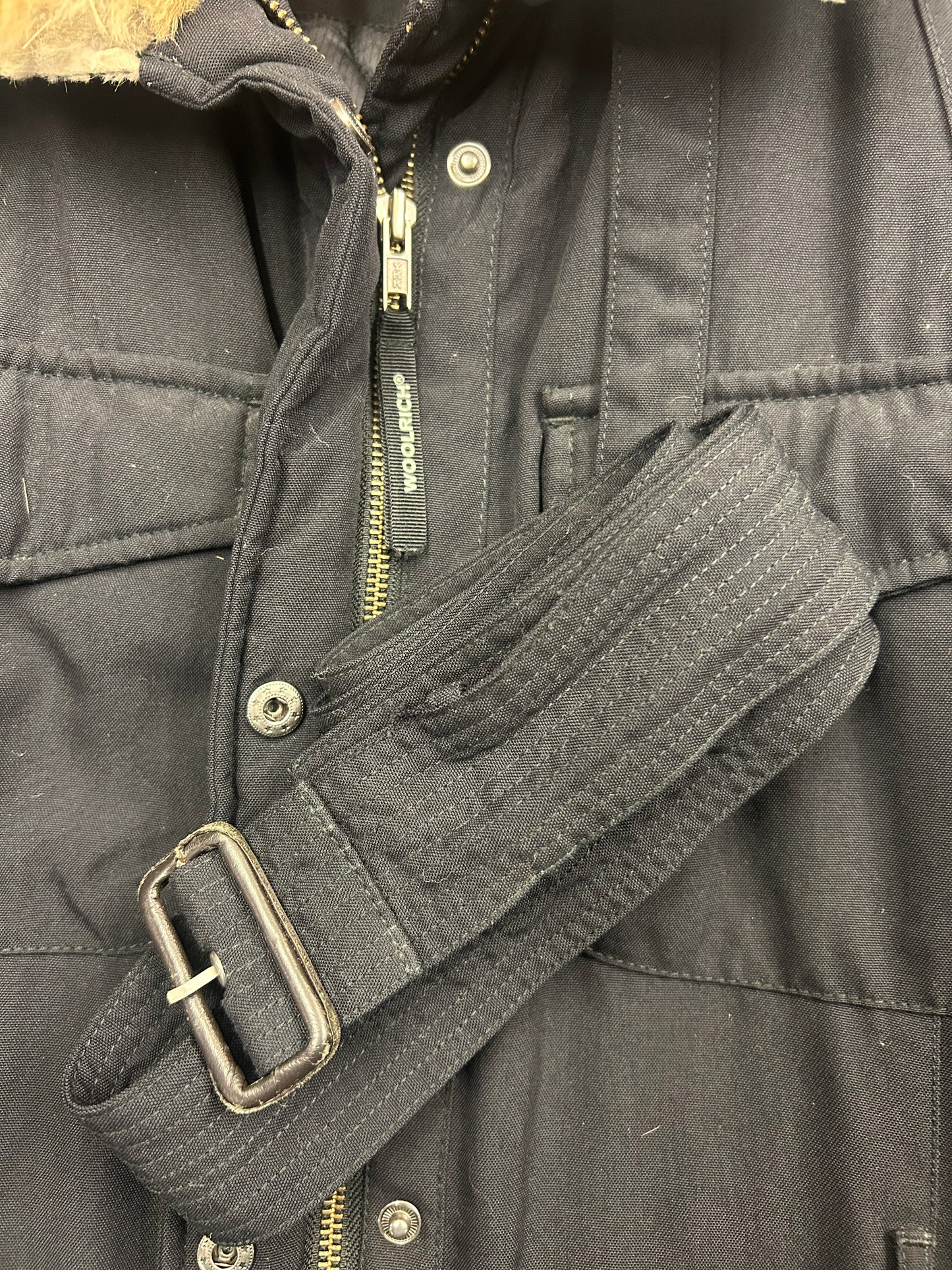 Woolrich Ladies Vintage Nylon Parka with Belt and Fur Trim Size XL