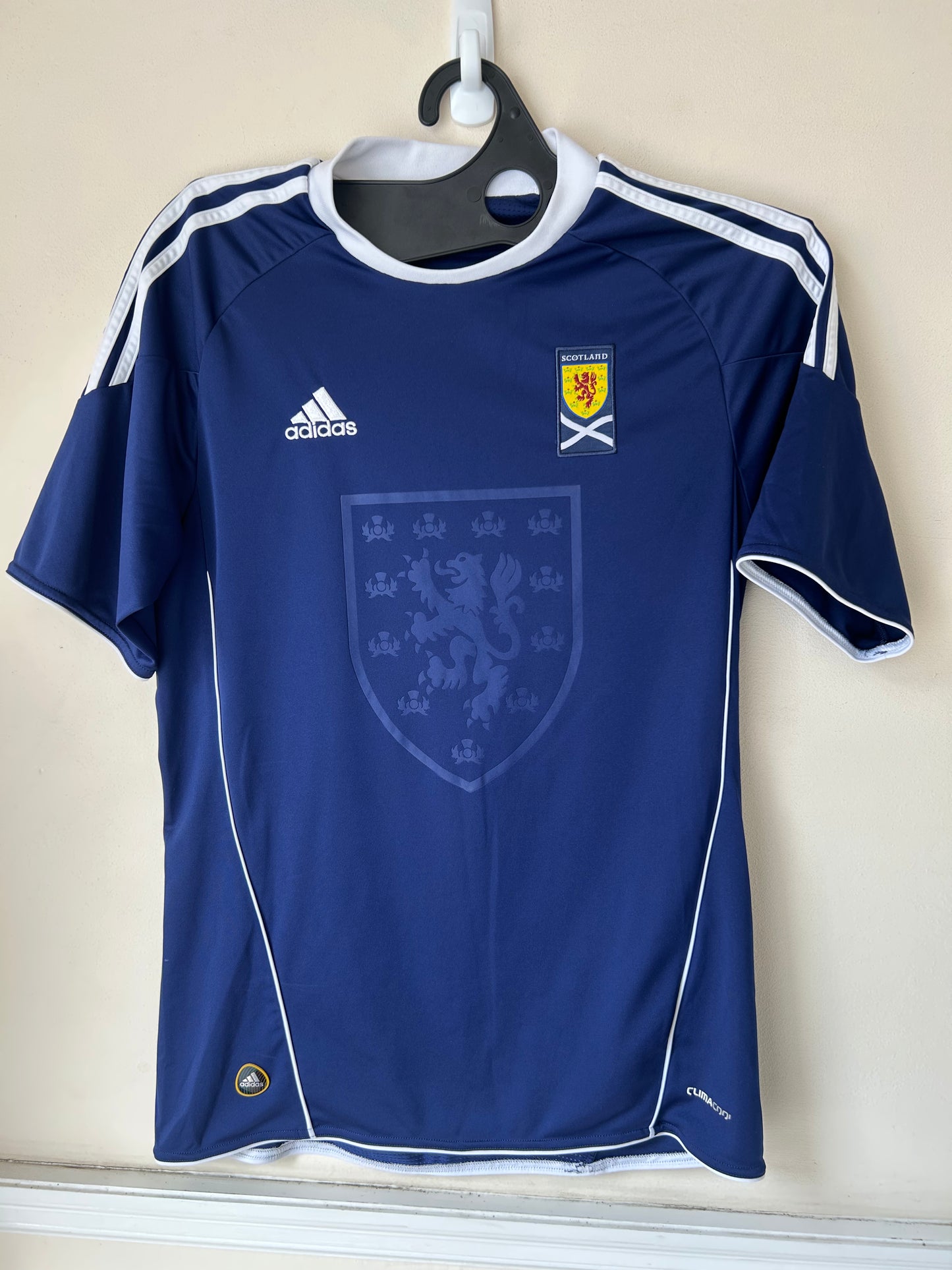 2010/11 Scotland Home Football Shirt by Adidas, Size M