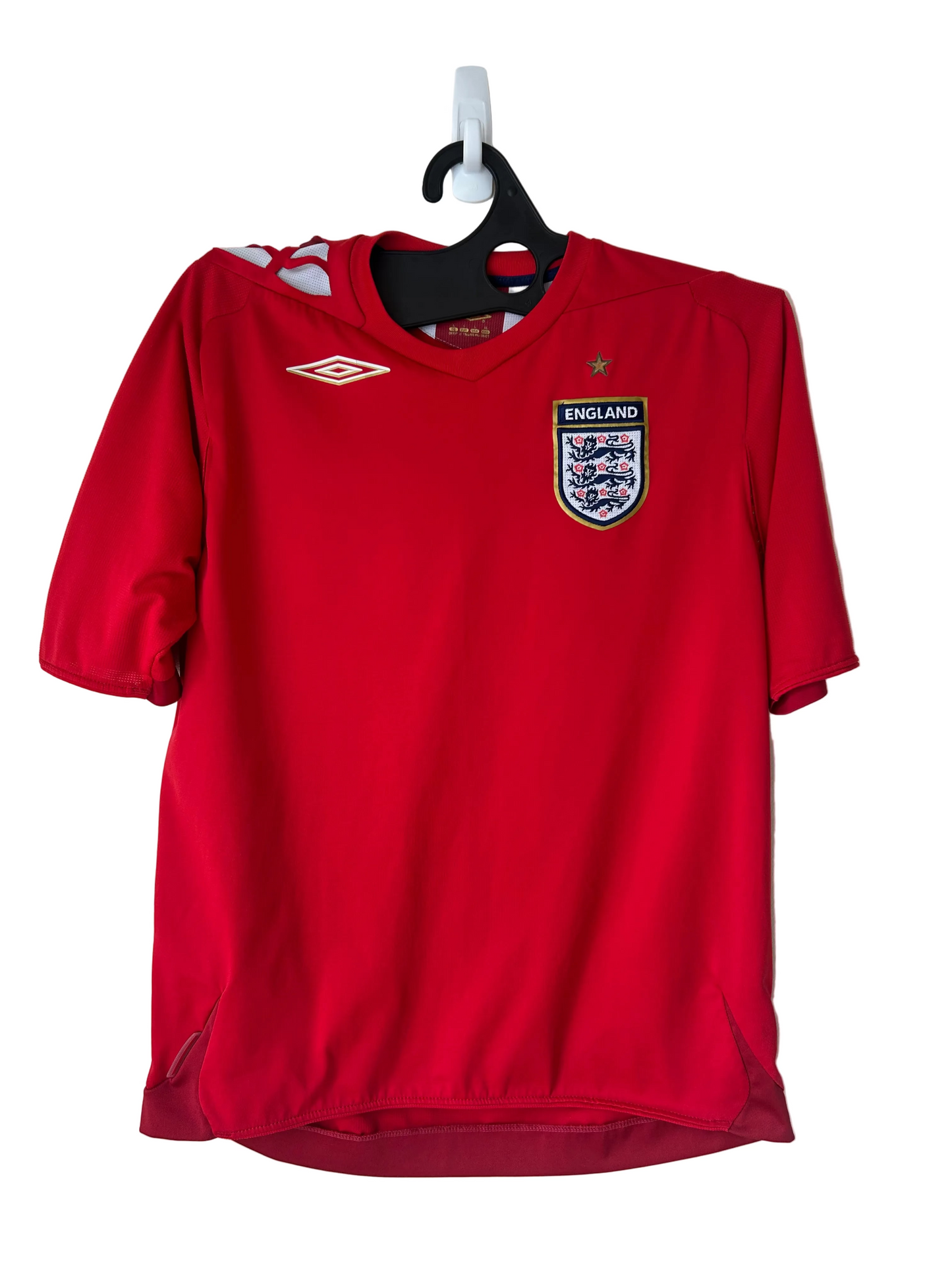 2006-2008 England Away Football Shirt by Umbro, Size L