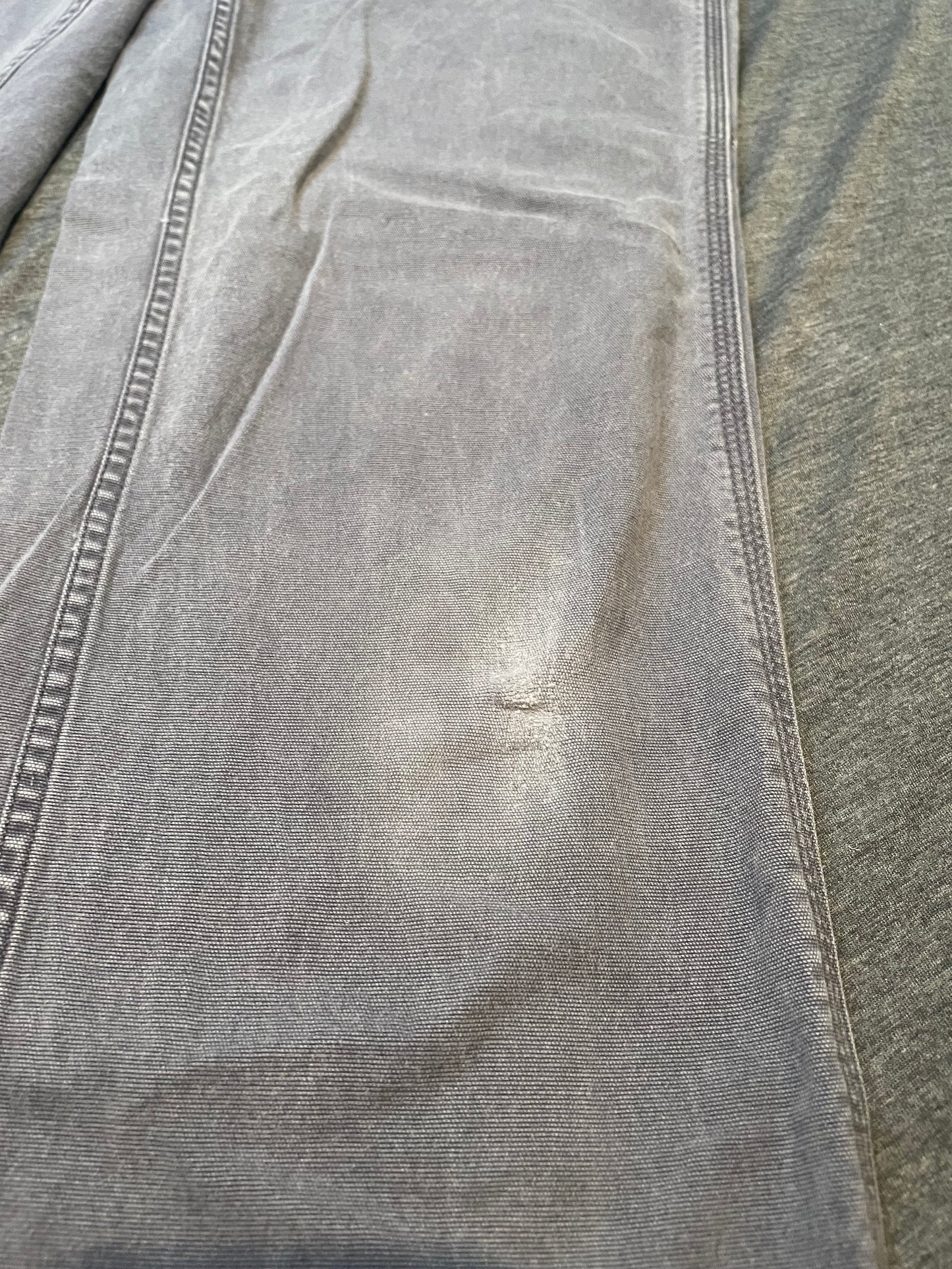 Carhartt Chinos, Distressed Knees W32 L33