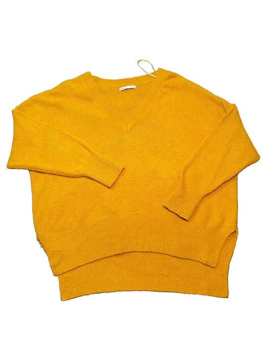 Ladies Yellow Knitted Sweater, M