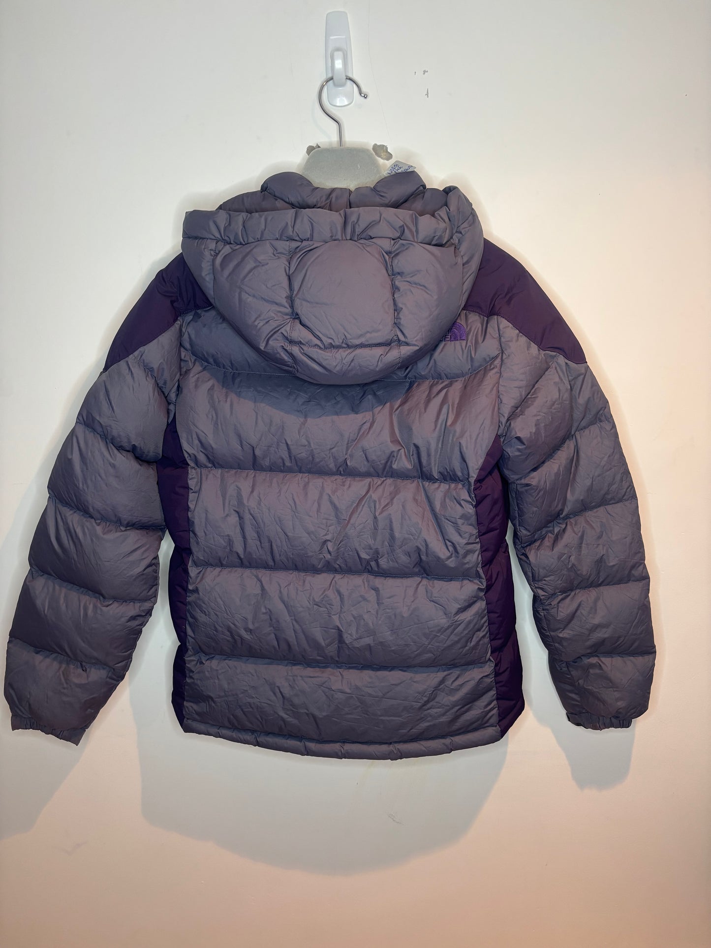 The North Face 700 Down Two-Tone Nupste, Ladies Tagged L approx M